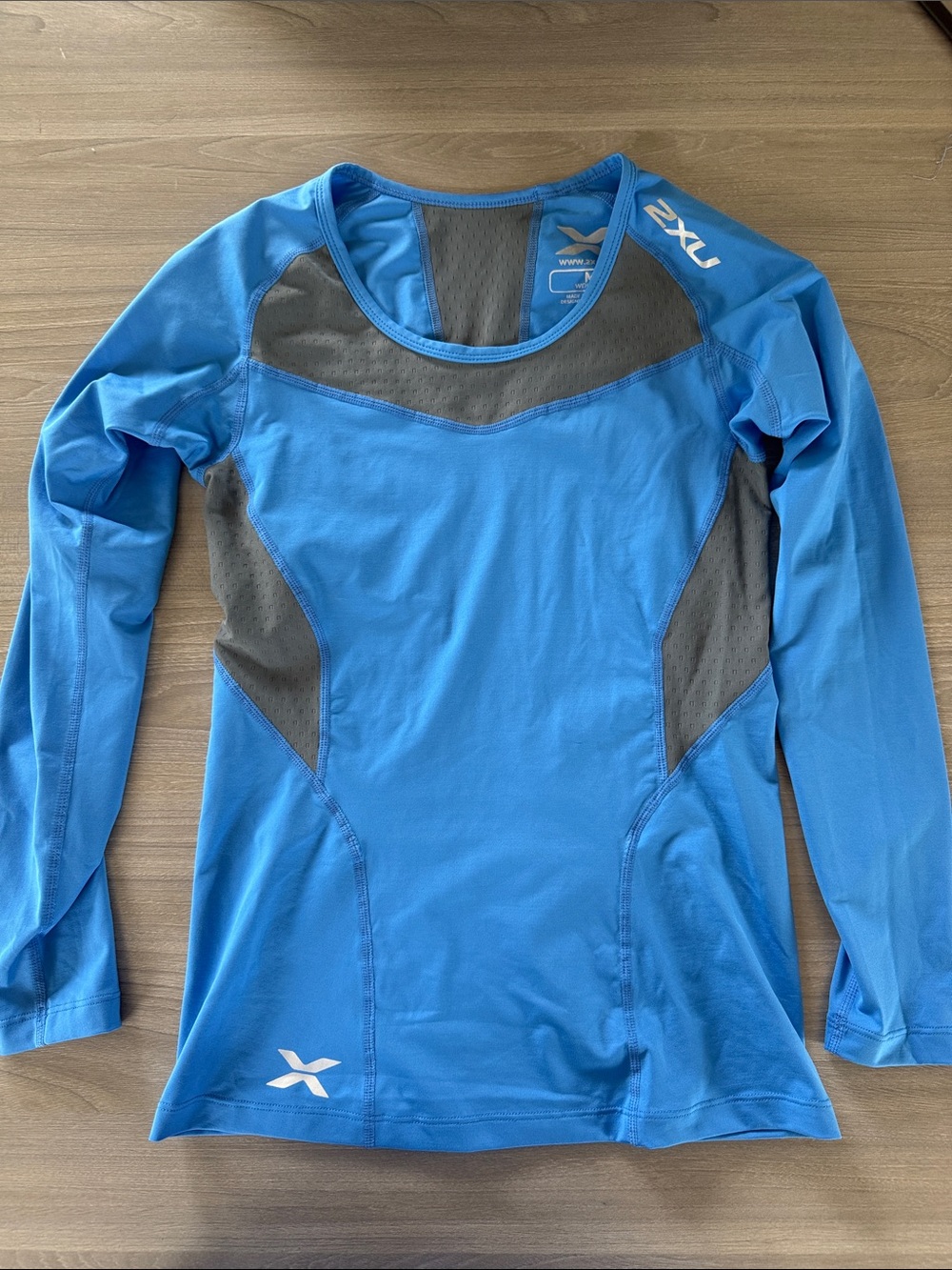 2XU Blue Long Sleeve Training Top with Gray Panels